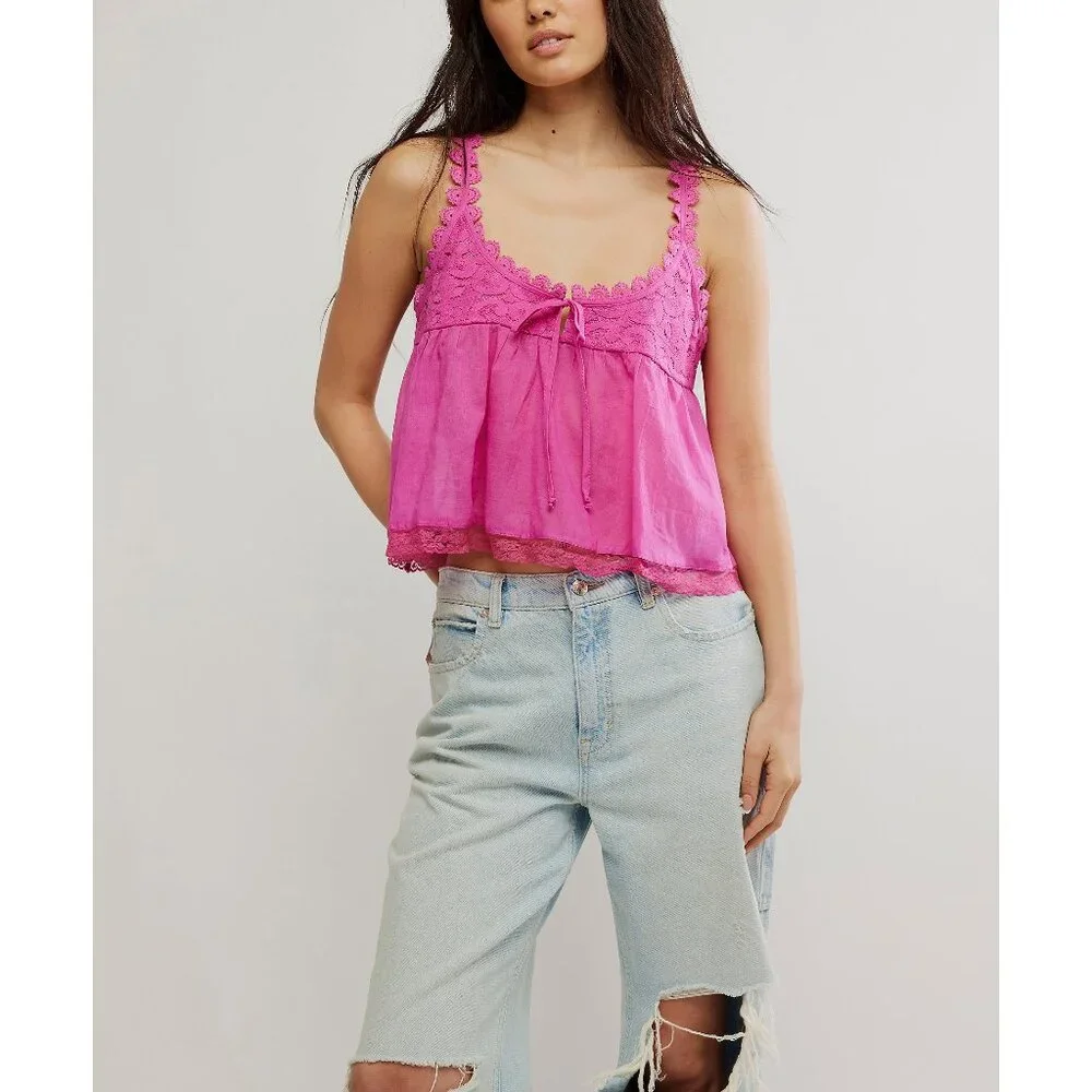 NWT Stevie Lace Tank Hibiscus
